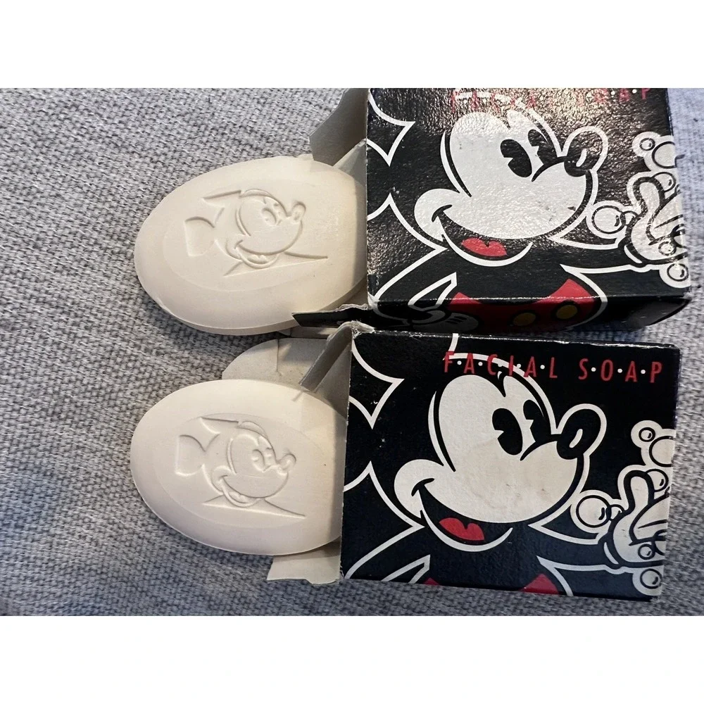 Vintage Walt Disney Resorts NEW Mickey Mouse 1.25oz. Facial Soap